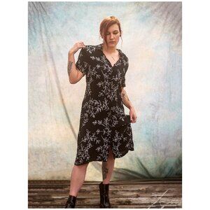 CLEARANCE Vintage Caron Collared Midi Dress Floral Print Size 14 USA Made